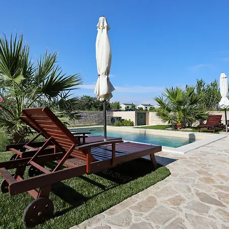 Stella With Heated Swimming Pool * Privlaka (Zadar)
