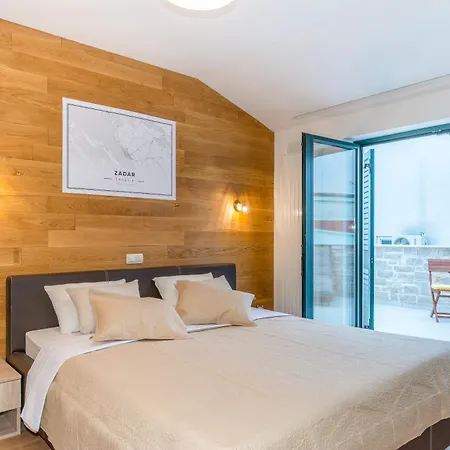 Villa Stella With Heated Swimming Pool *