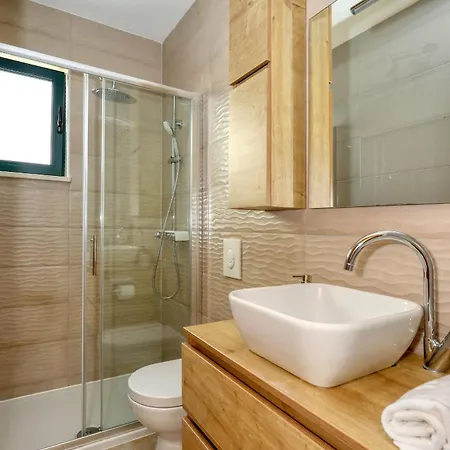 Stella With Heated Swimming Pool * Privlaka (Zadar)