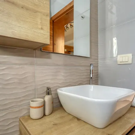 Stella With Heated Swimming Pool Villa Privlaka (Zadar)