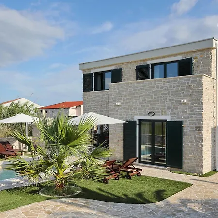 Stella With Heated Swimming Pool Villa Privlaka (Zadar)